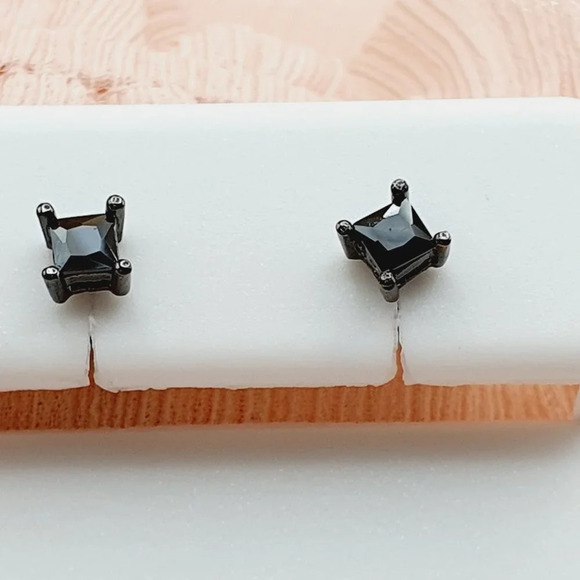 3MM S925 Sterling Silver CZ Stud Earrings for Women/Girl, US19251019 - Picture 12 of 12